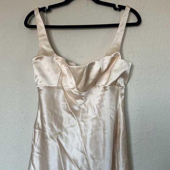 HOUSE‎ OF CB 'Vittoria' Champagne Chiffon Floor Length Gown NWOT size M $399 - Picture 7 of 12